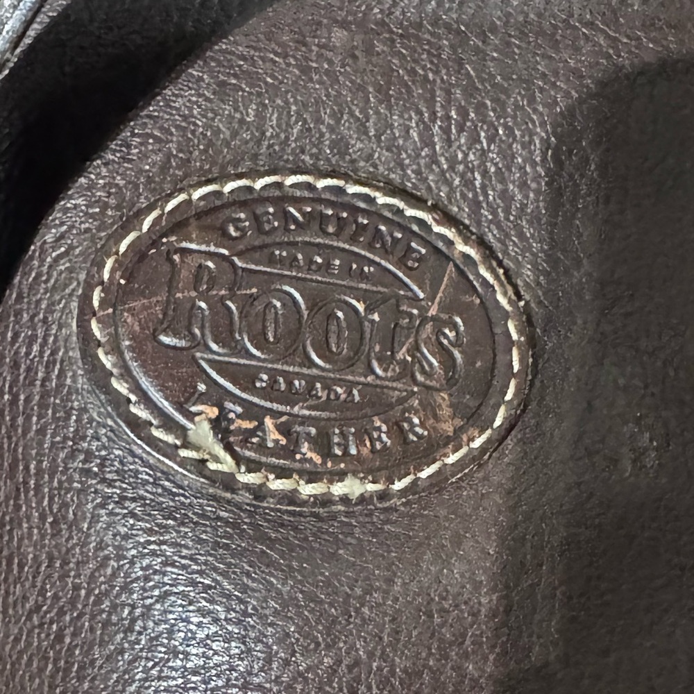 🪅 Vintage Roots 1980’s Genuine Leather Knapsack Backpack – Made in Canada🪅 - Picture 5 of 14